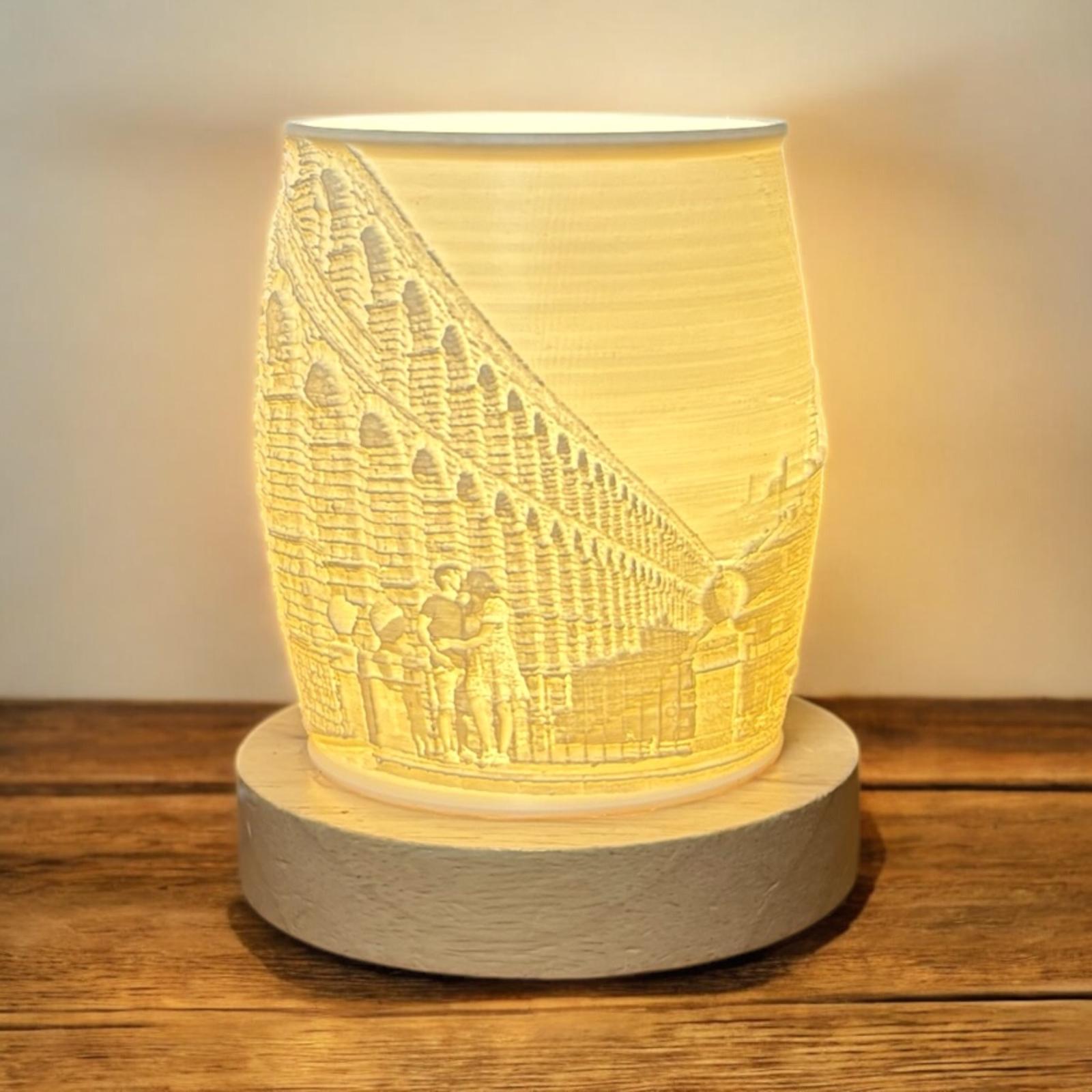 Lámpara cilíndrica inalámbrica multicolor